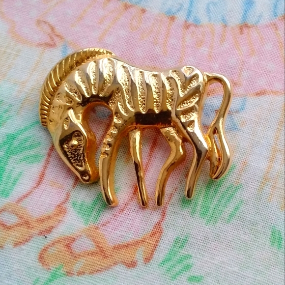 Jewelry Vintage Zebra Brooch Poshmark